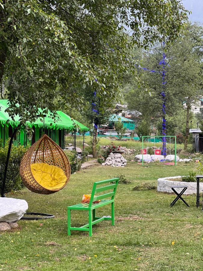 Himalayan Root Swiss Cottage Tents - Camping With Bonfire Маналі Екстер'єр фото
